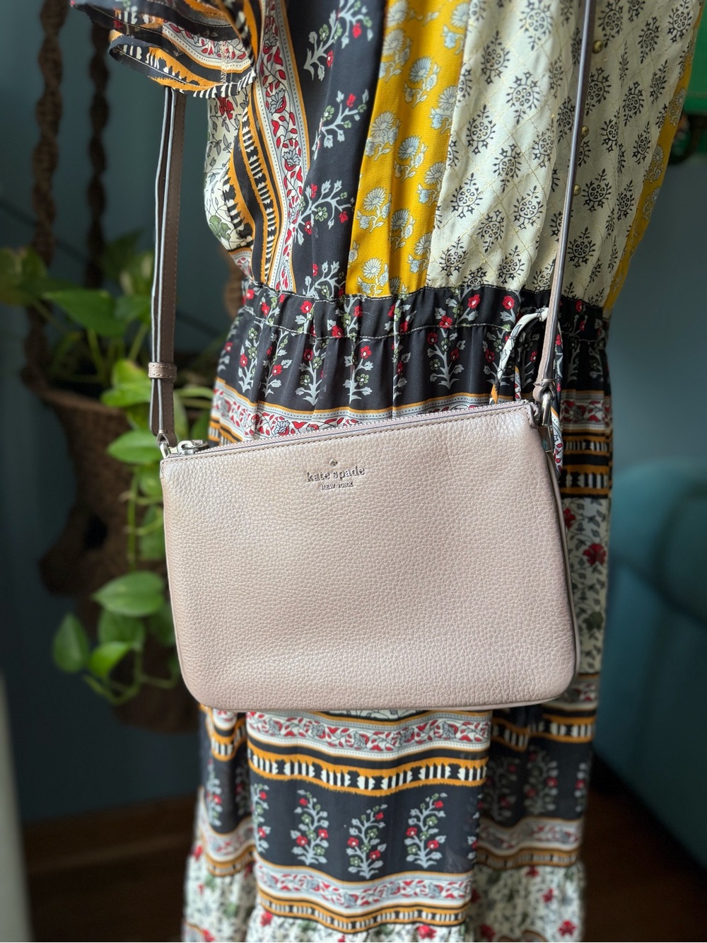kate spade blush pebbled leather crossbody